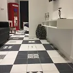 Giuseppe & Greta Bari